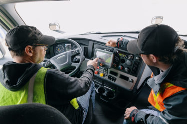 Get CDL Certified - Trucks Need Drivers