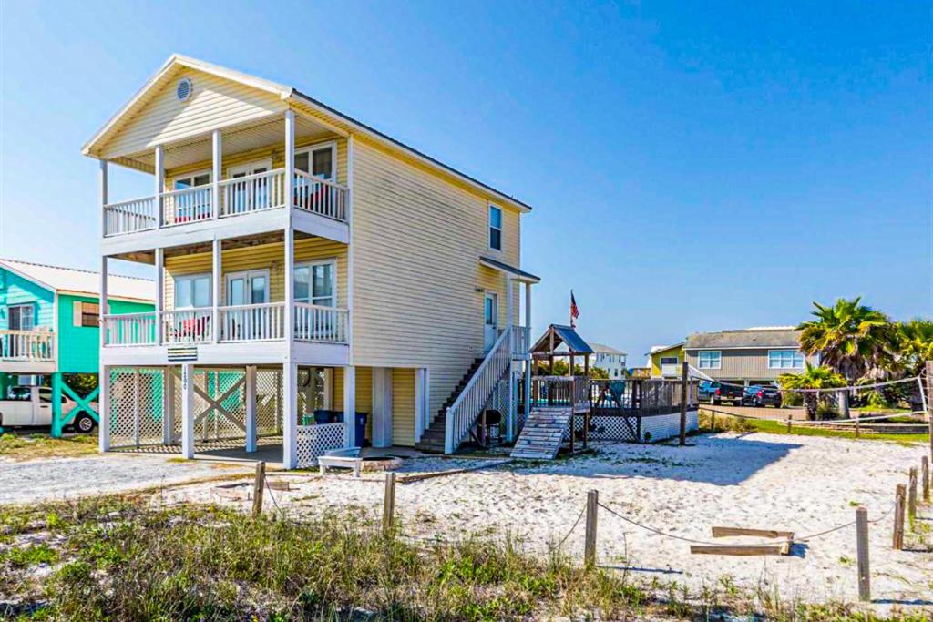 Gulf Shores Vacation Rentals from a Competitive Rate per Night.