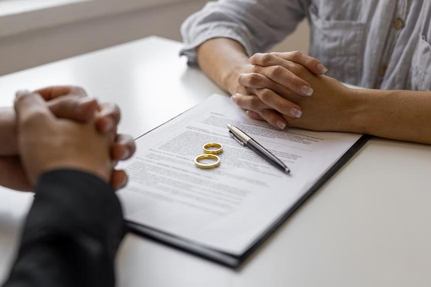 Navigating Divorce: Protecting Your Assets with Expert Legal Guidance