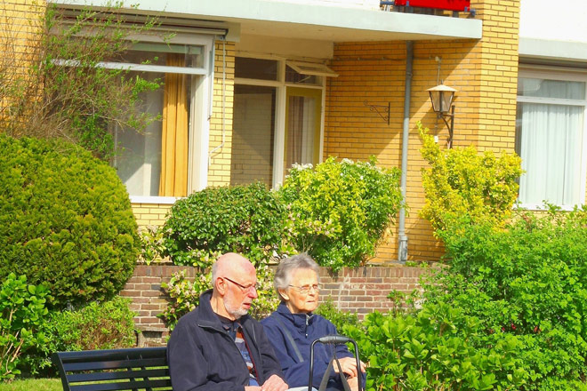 Enhancing Physical and Mental Well-being through Memory Care Communities