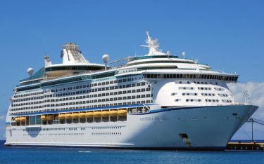 Embark on a Royal Journey: Experience Emperor-Like Luxury on Cruise Ships!