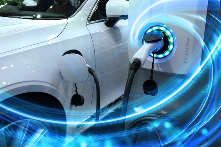 7 Essential Considerations for Buying an Electric Car