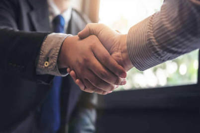 Mastering the Art of Handshaking: How to Avoid Common Mistakes